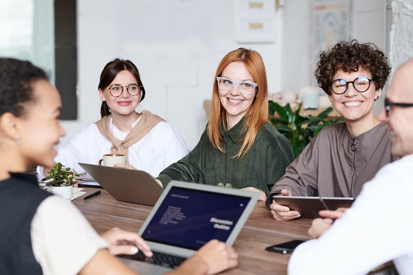 unbefristeter-arbeitsvertrag-willkommen-im-team.jpg